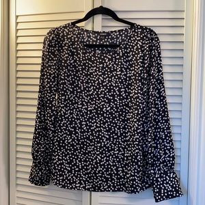 Womens blouse / black with white small flower